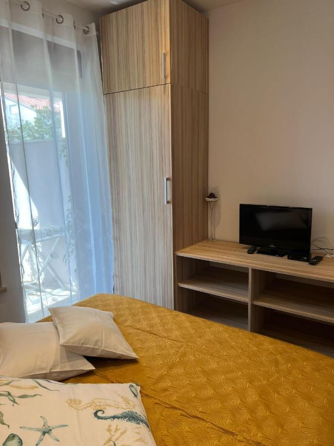 Apartments And Rooms Lorena 236 Rovinj Luaran gambar