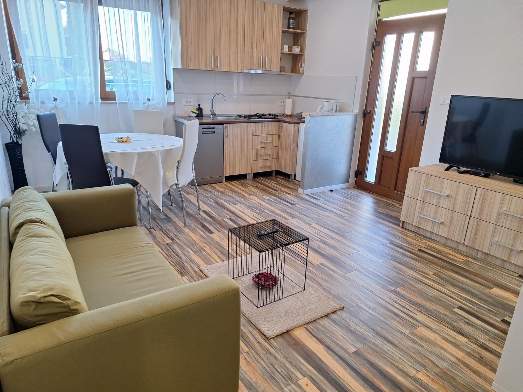 Apartments And Rooms Lorena 236 Rovinj Luaran gambar