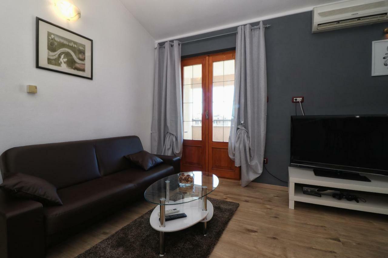 Apartments And Rooms Lorena 236 Rovinj Luaran gambar